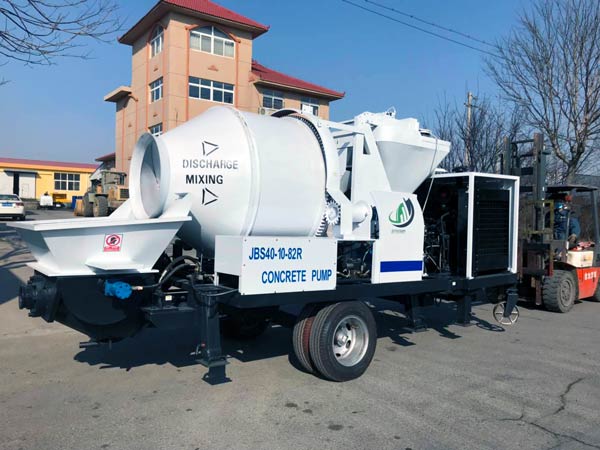 Mobile Concrete Mixer and Pump